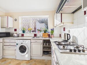 Photo 25- click for photo gallery